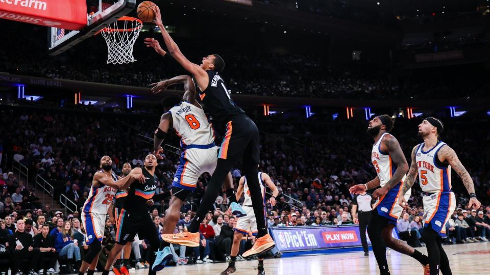 保利体育官方入口-NBA总决赛前数据深度分析!尼克斯马刺究竟谁能最终问鼎?